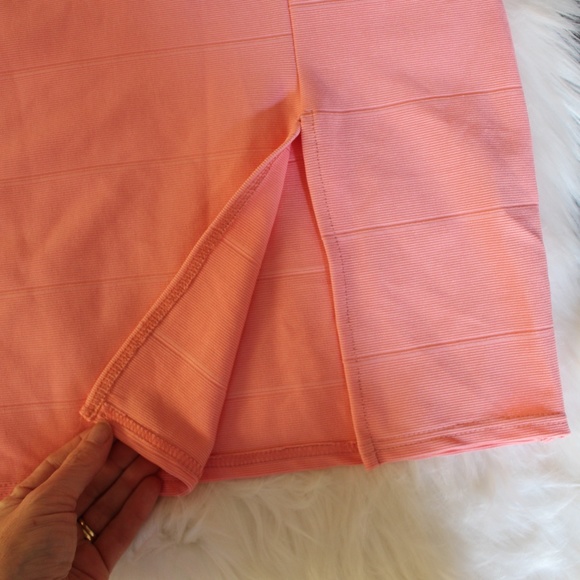 Pretty Little Thing, Peach Bandage Split mini skirt - Picture 2 of 8
